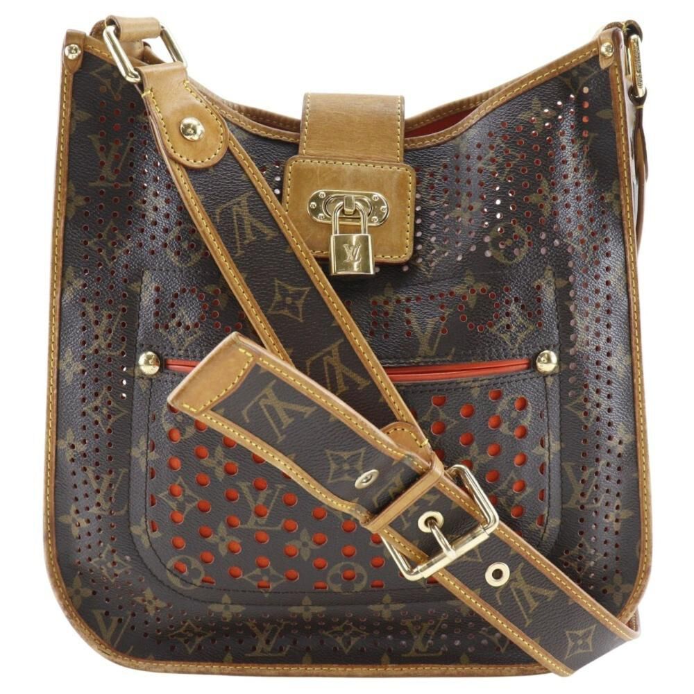 Louis Vuitton Shoulder Bags