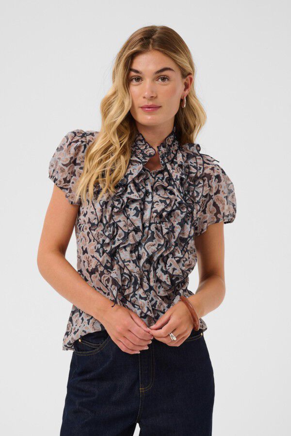 LiljaSZ Crinkle SS Shirt