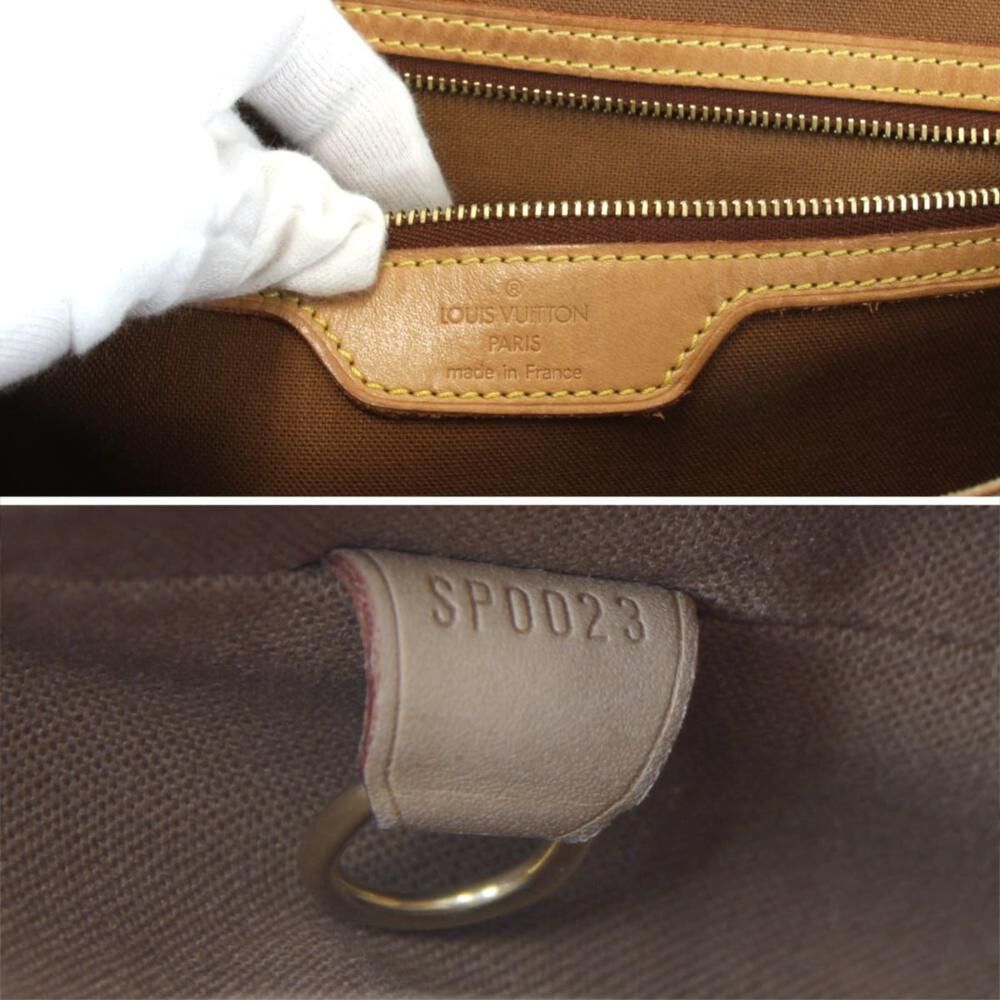 Louis Vuitton Shoulder Bags