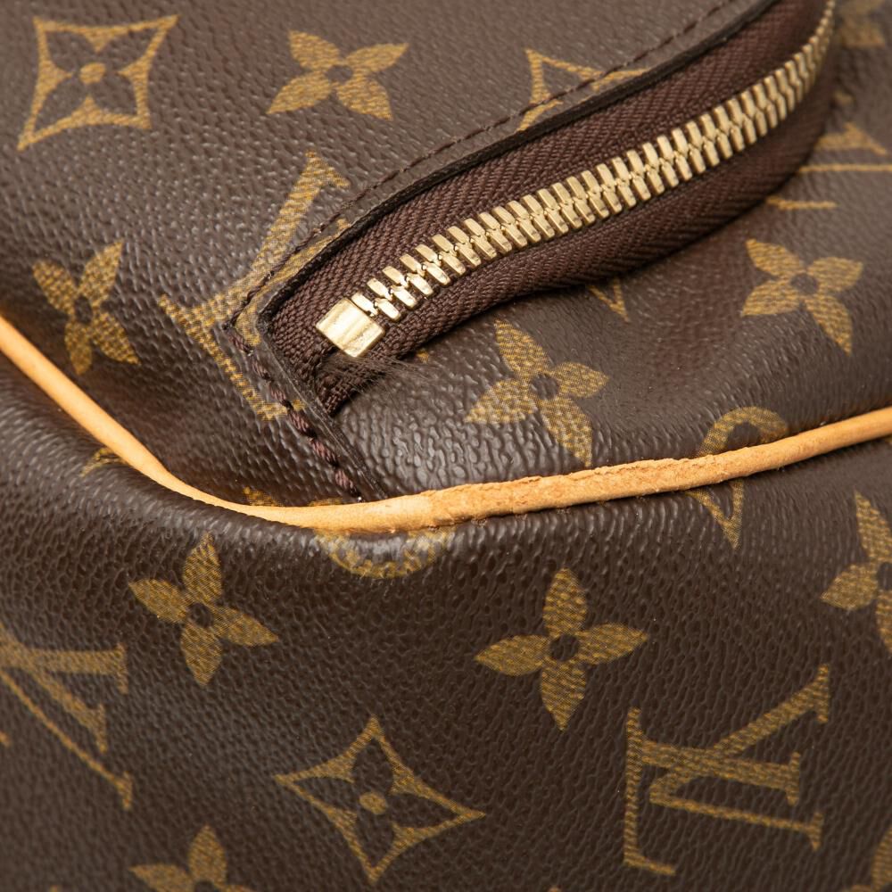 Louis Vuitton Evasion