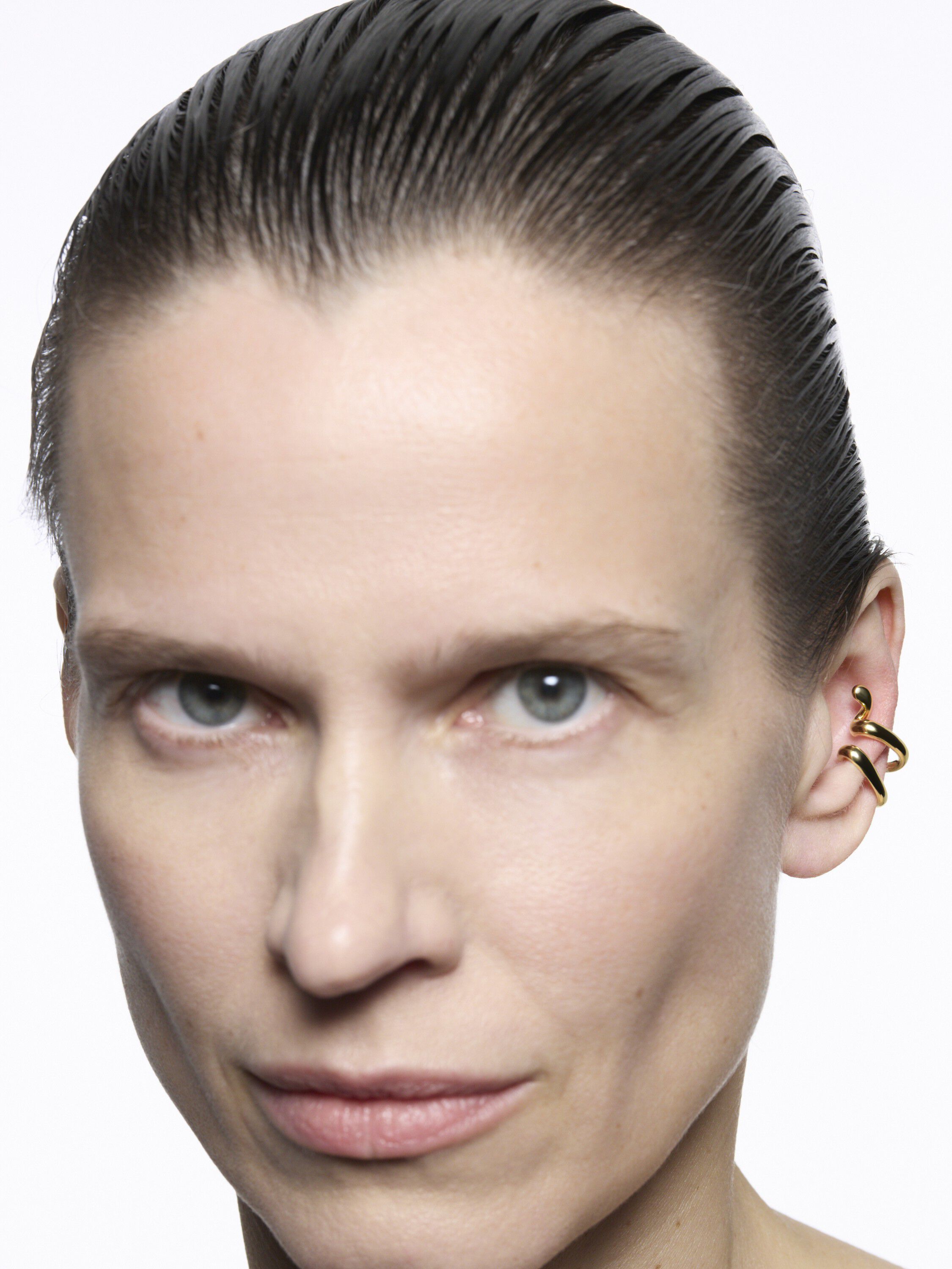 Whirl Ear Cuff Gold