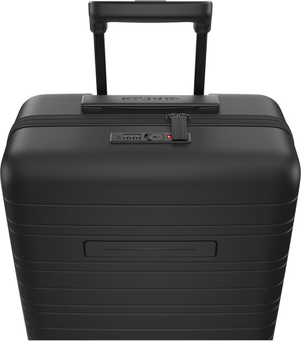 H5 Air-Series All Black