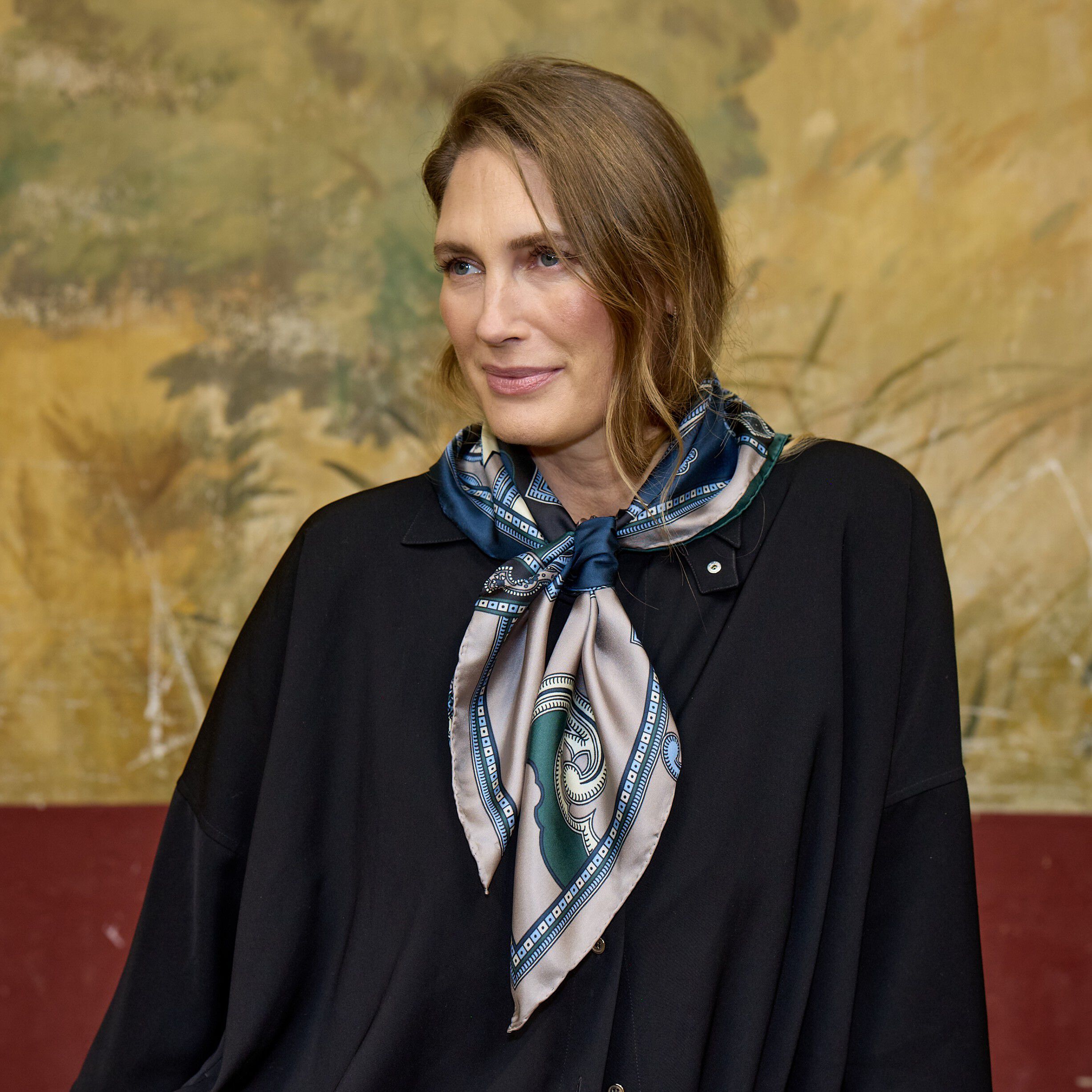 ROYAL PAISLEY Scarf