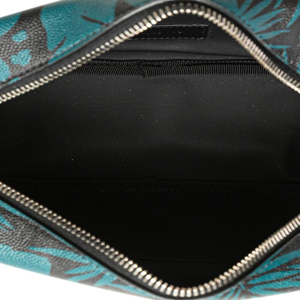 Yves Saint Laurent Pouch