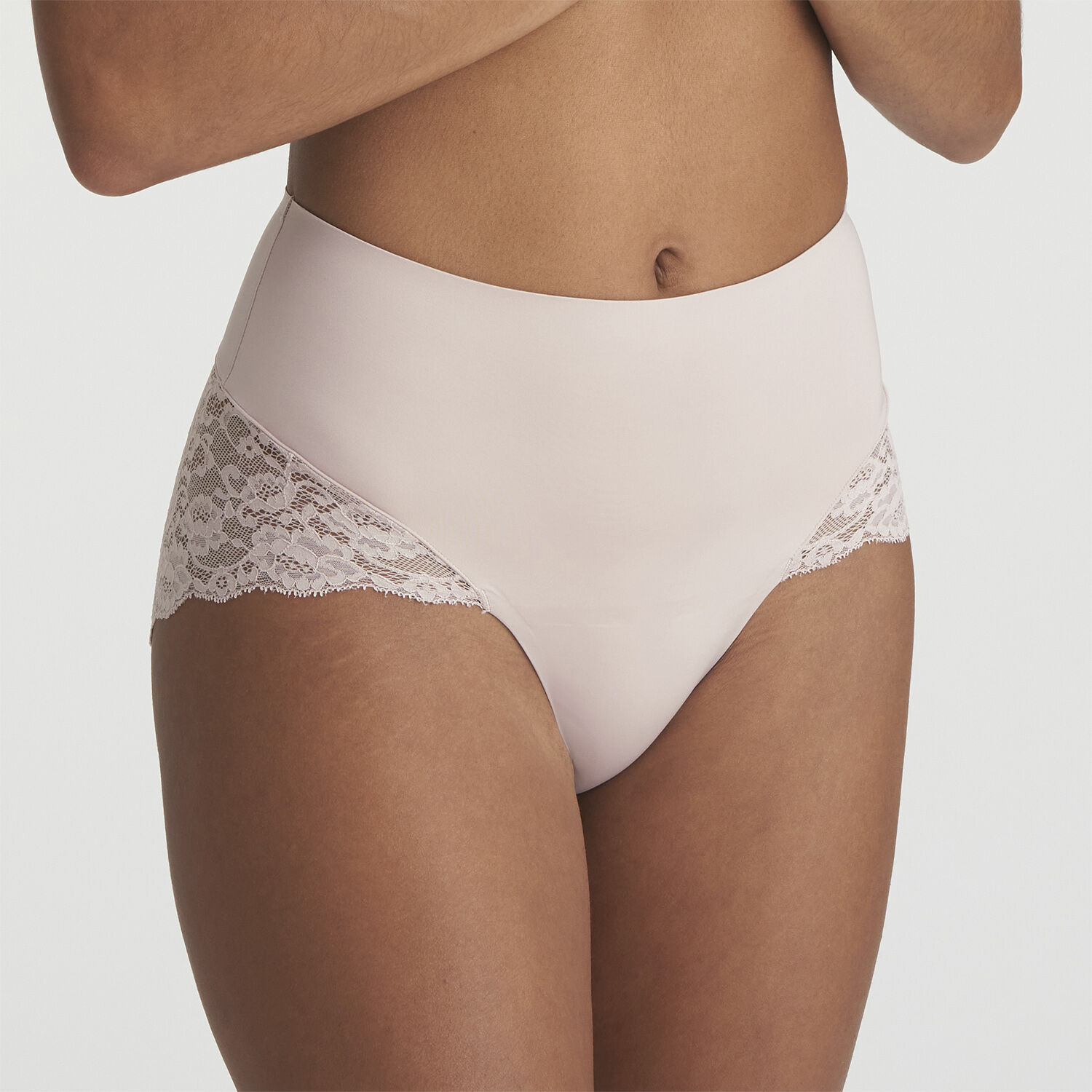 Color Studio shapewear high briefs