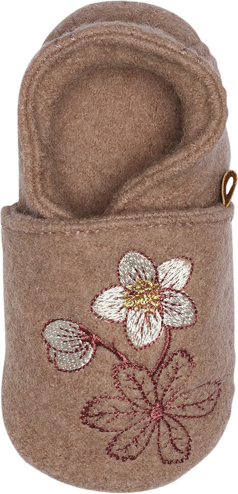 Winter rose wool slippers