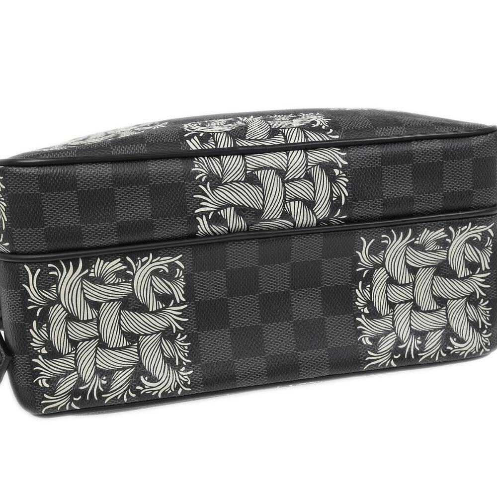 Louis Vuitton Messenger