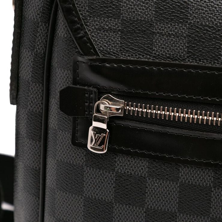 Louis Vuitton Messenger