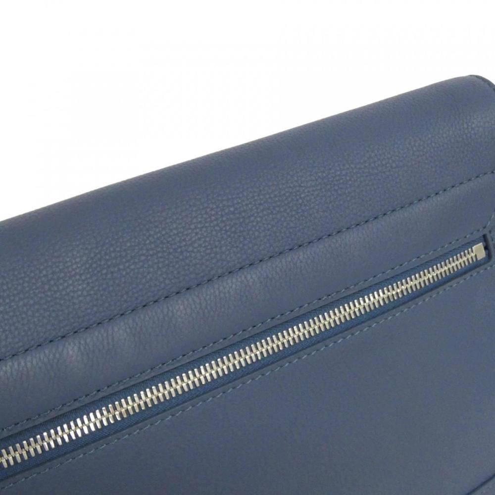 Louis Vuitton Messenger