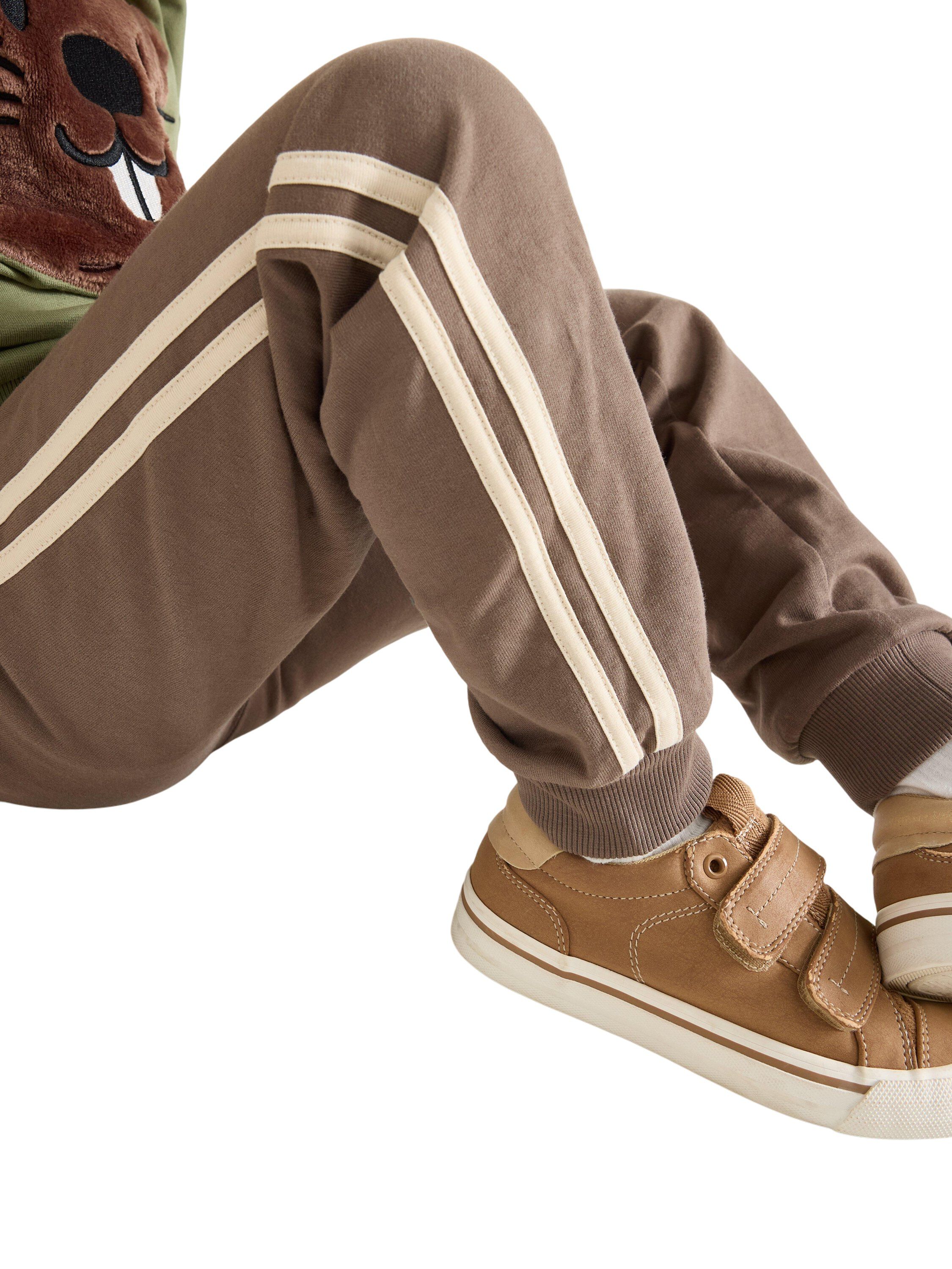 Bekv&auml;ma mjukisbyxor i bomullstrik�