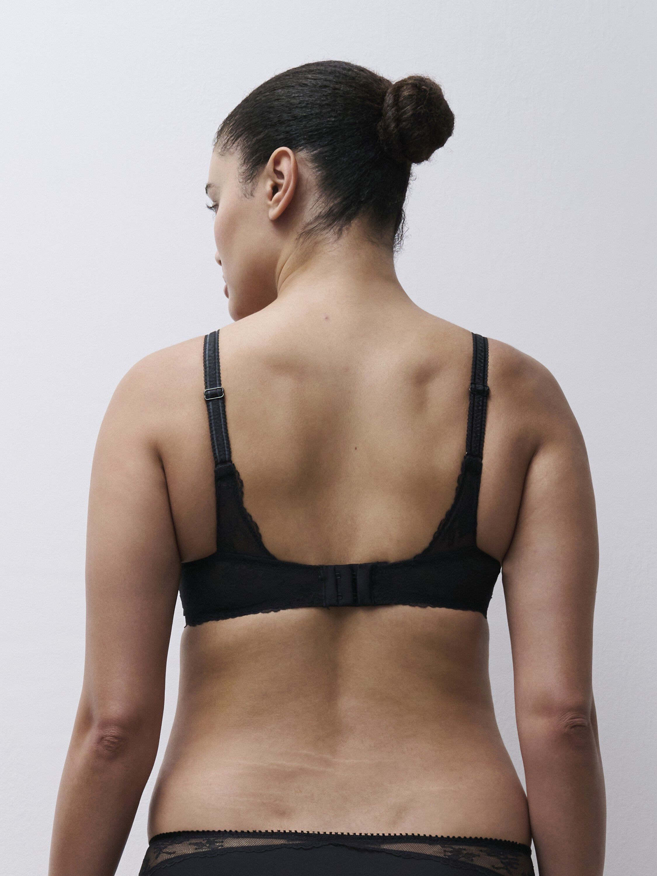 Illusion Plunge t-shirt bra