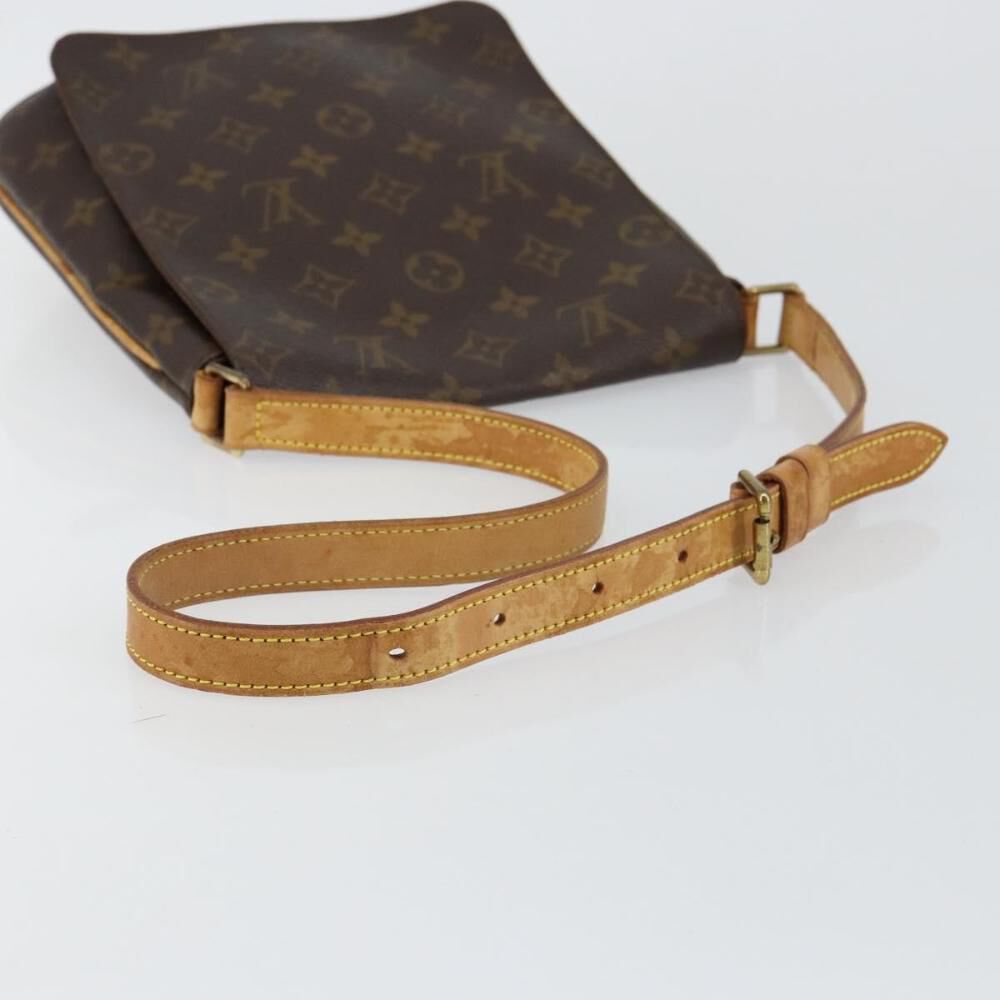 Louis Vuitton Musette Salsa