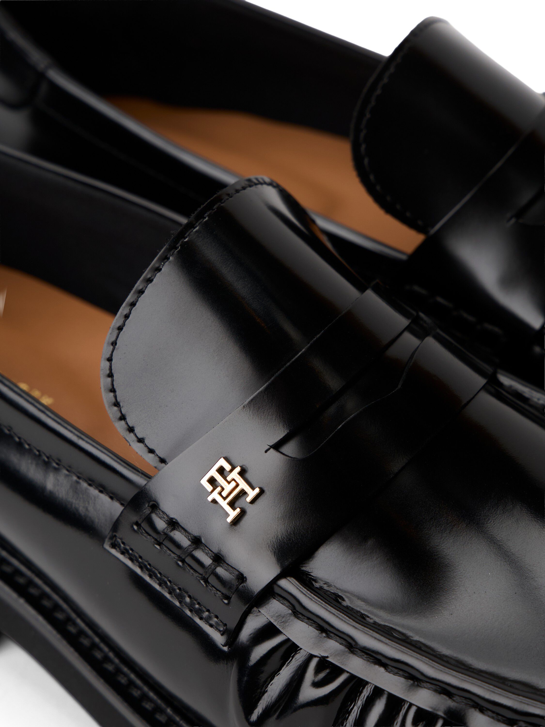 TH SQUARE TOE ABRASIVATO LOAFER