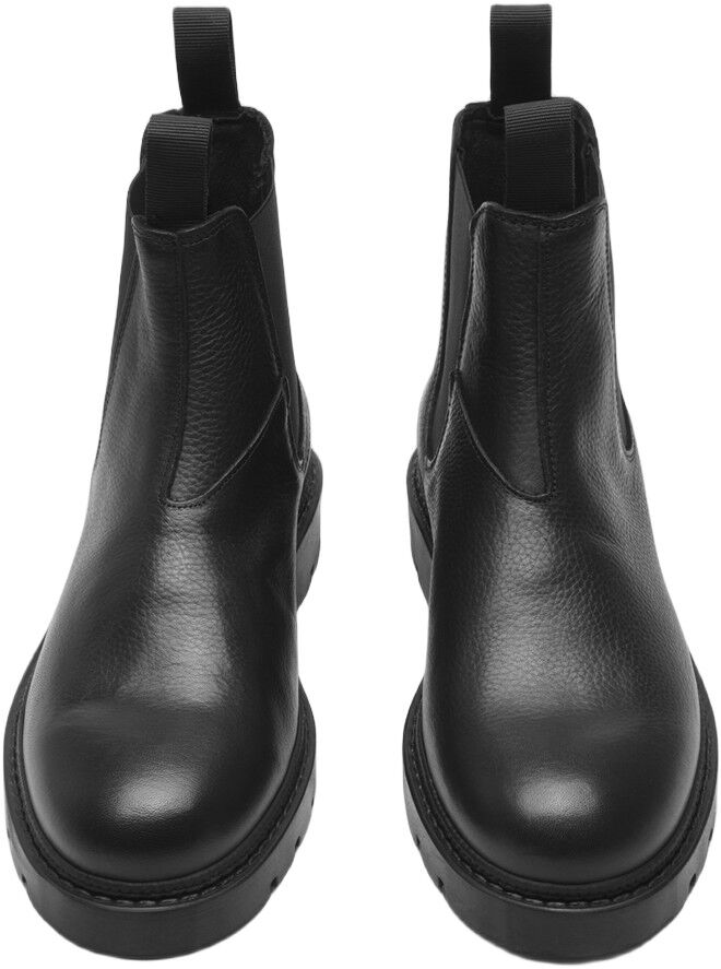 Trais Grain Leather Chelsea Boot