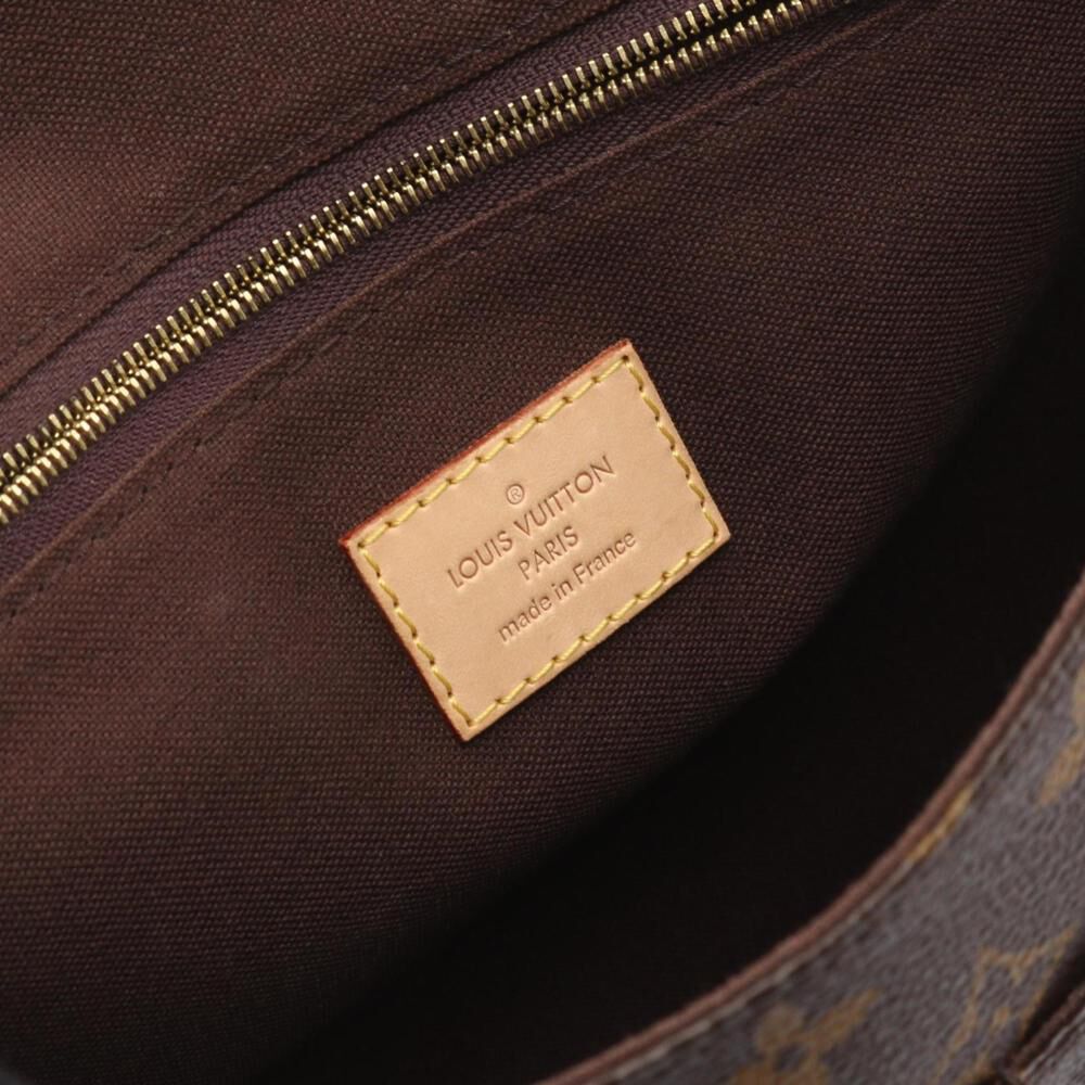 Louis Vuitton Menilmontant