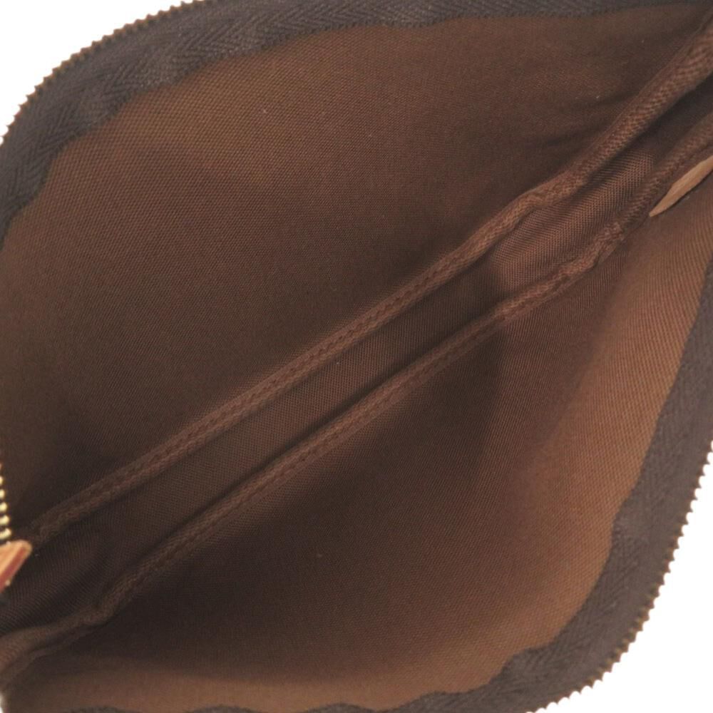 Louis Vuitton Clutch