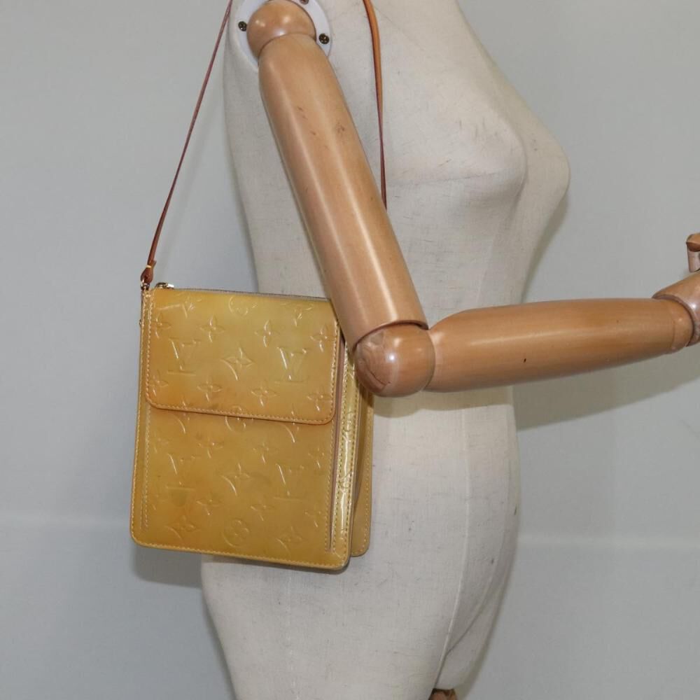 Louis Vuitton Shoulder Bags