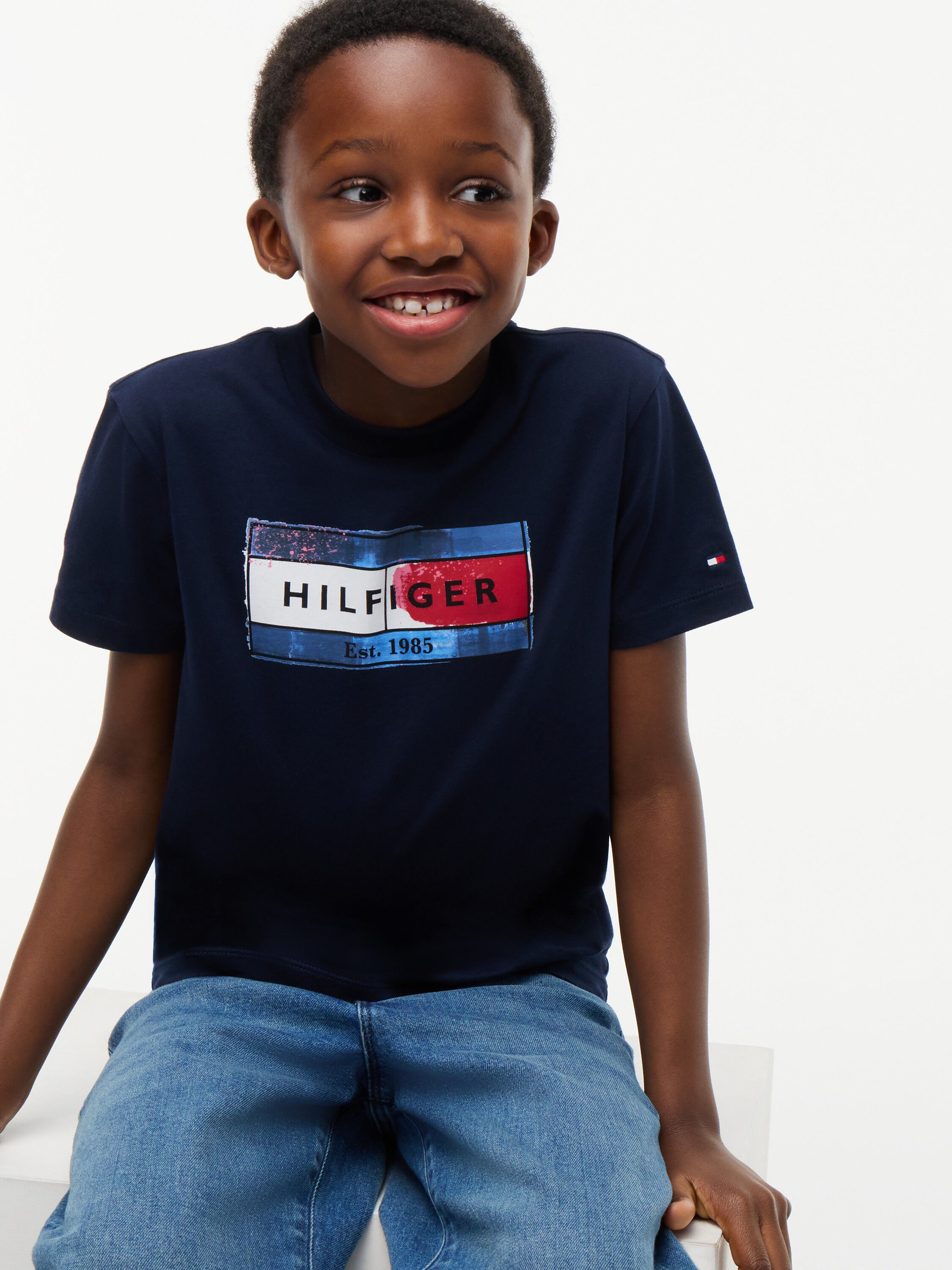 HILFIGER FLAG GRAPHIC TEE