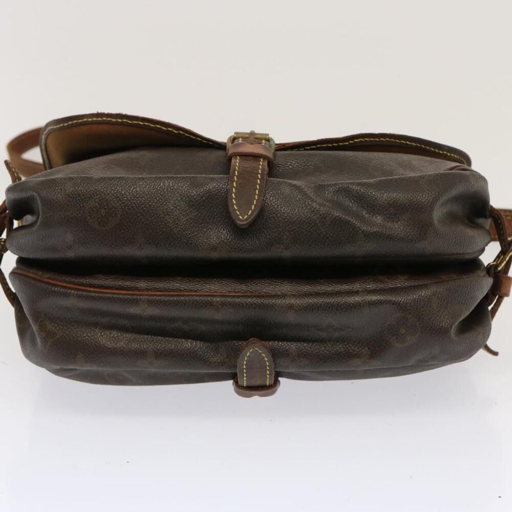 Louis Vuitton Saumur