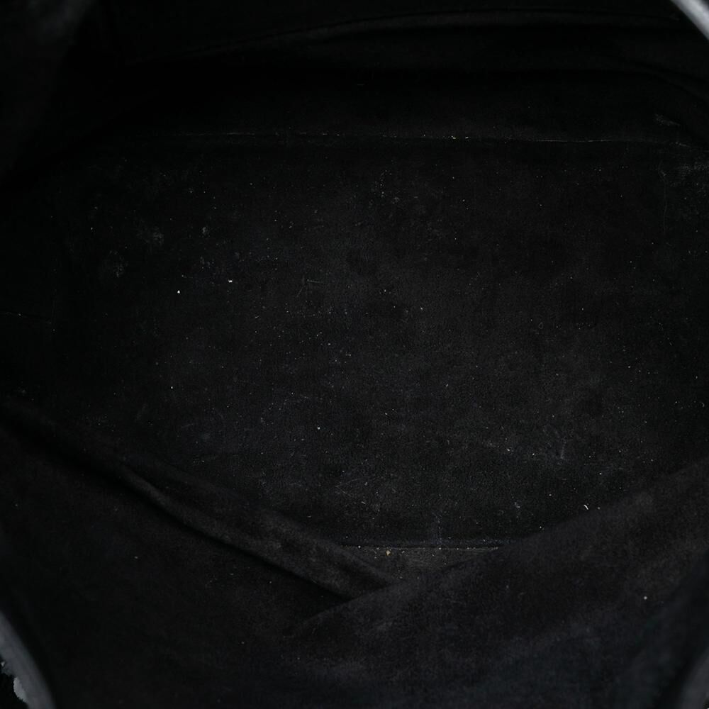 Yves Saint Laurent Shoulder Bag