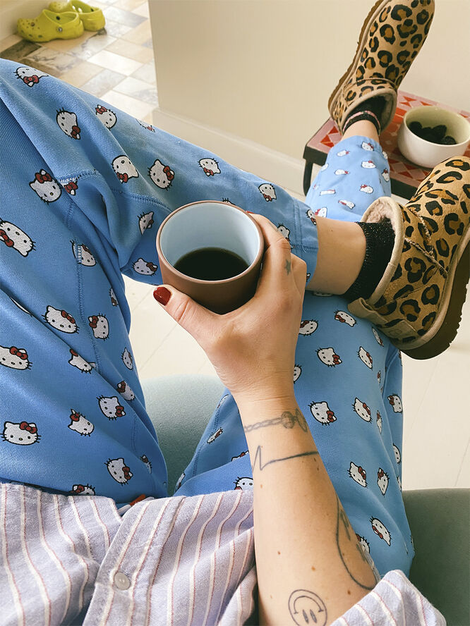 CUP, TALL, 2 PCS, CLAY TERRACOTTA, GLAZE LIGHT BLUE ,75100TB