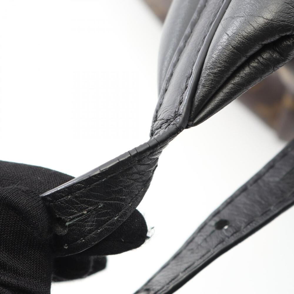 Louis Vuitton Palm Springs