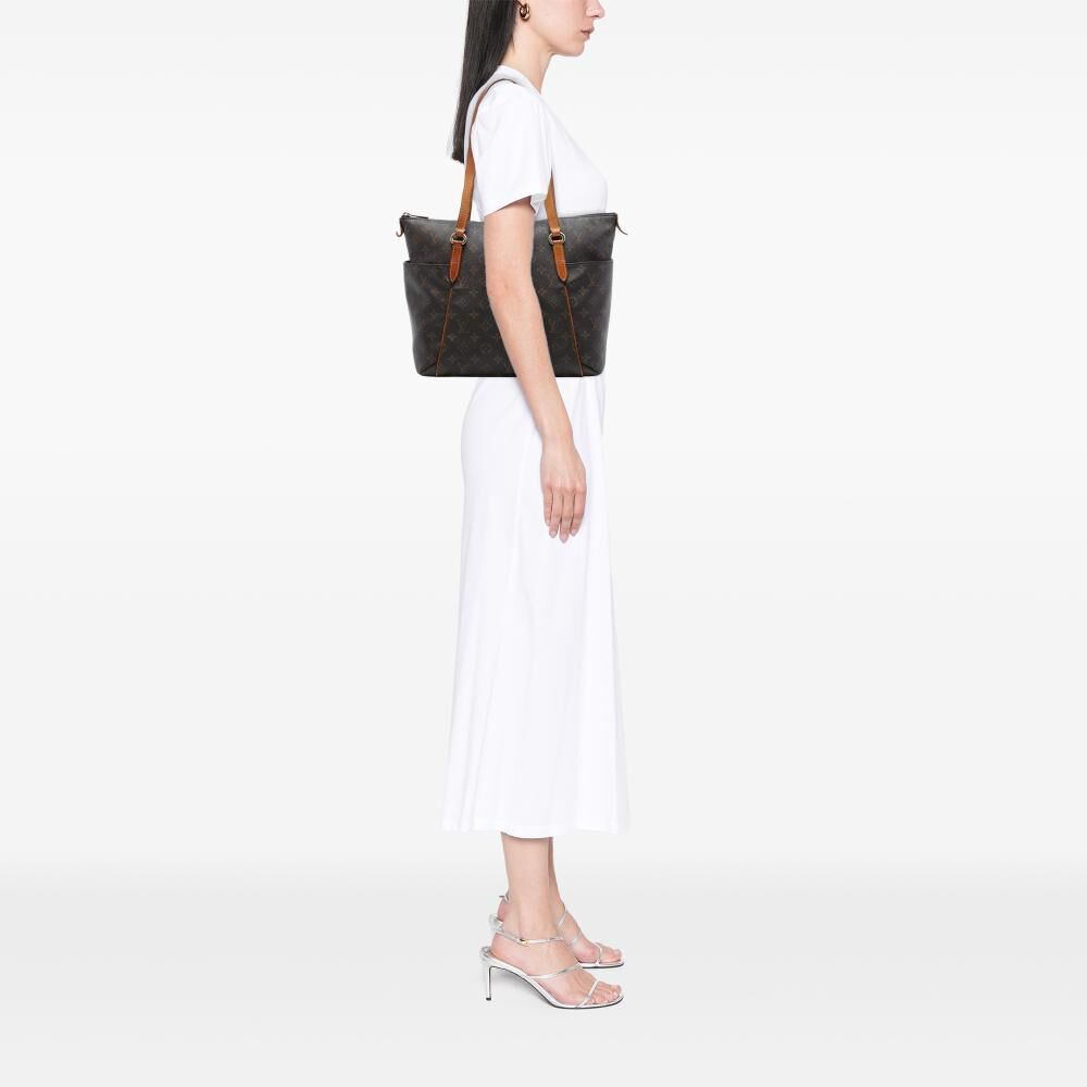 Louis Vuitton Totally