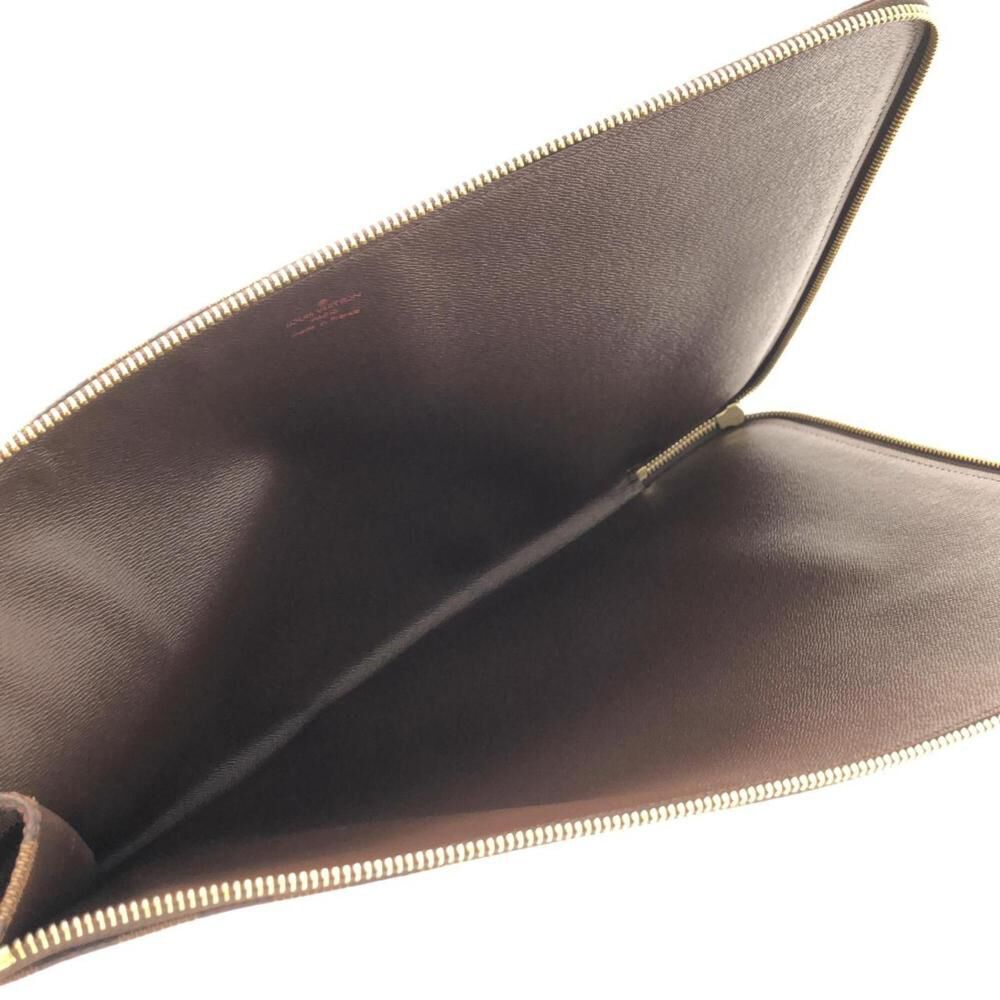 Louis Vuitton Clutch