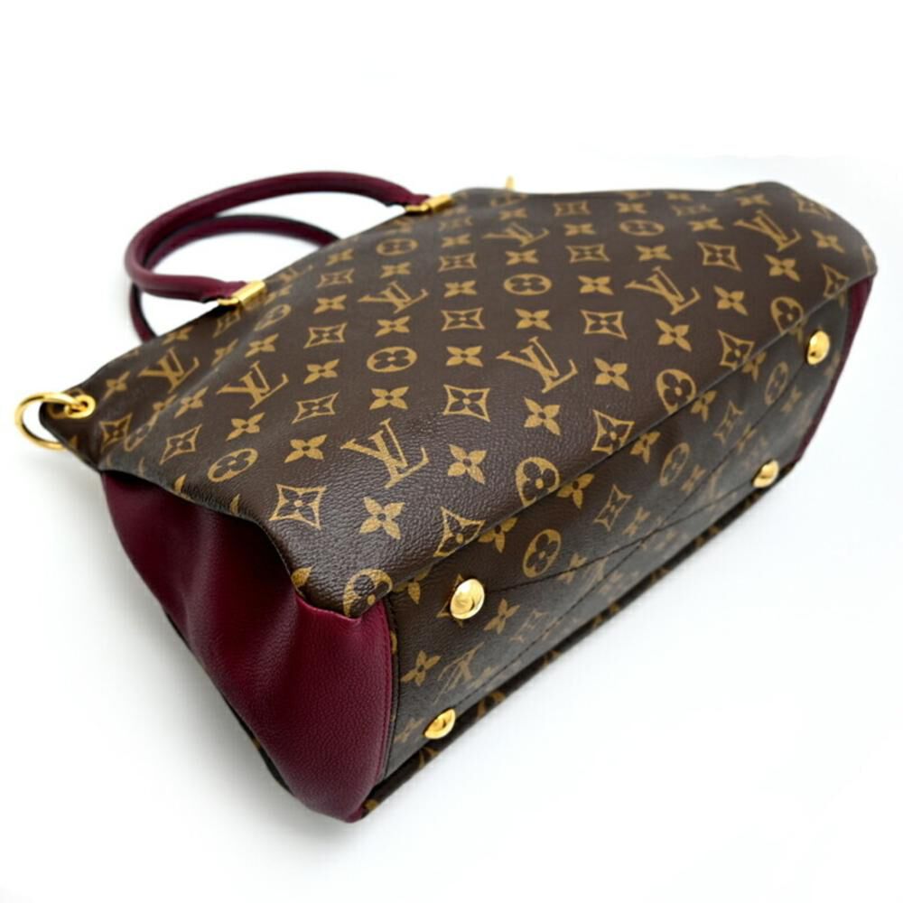 Louis Vuitton Pallas