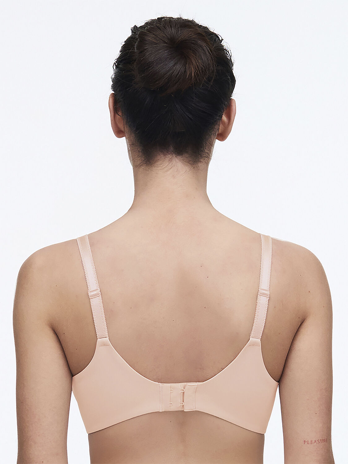 Norah Chic Covering Molded Bra