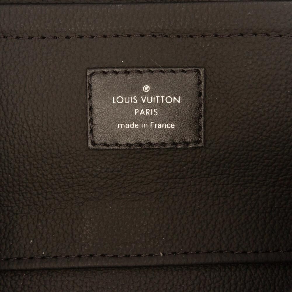 Louis Vuitton Clutch