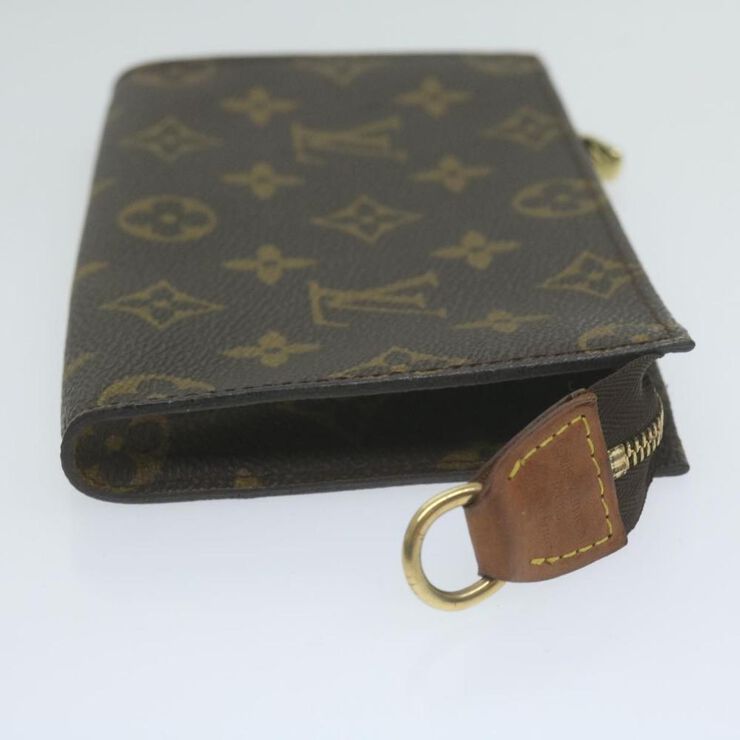 Louis Vuitton Pochette Accessoires