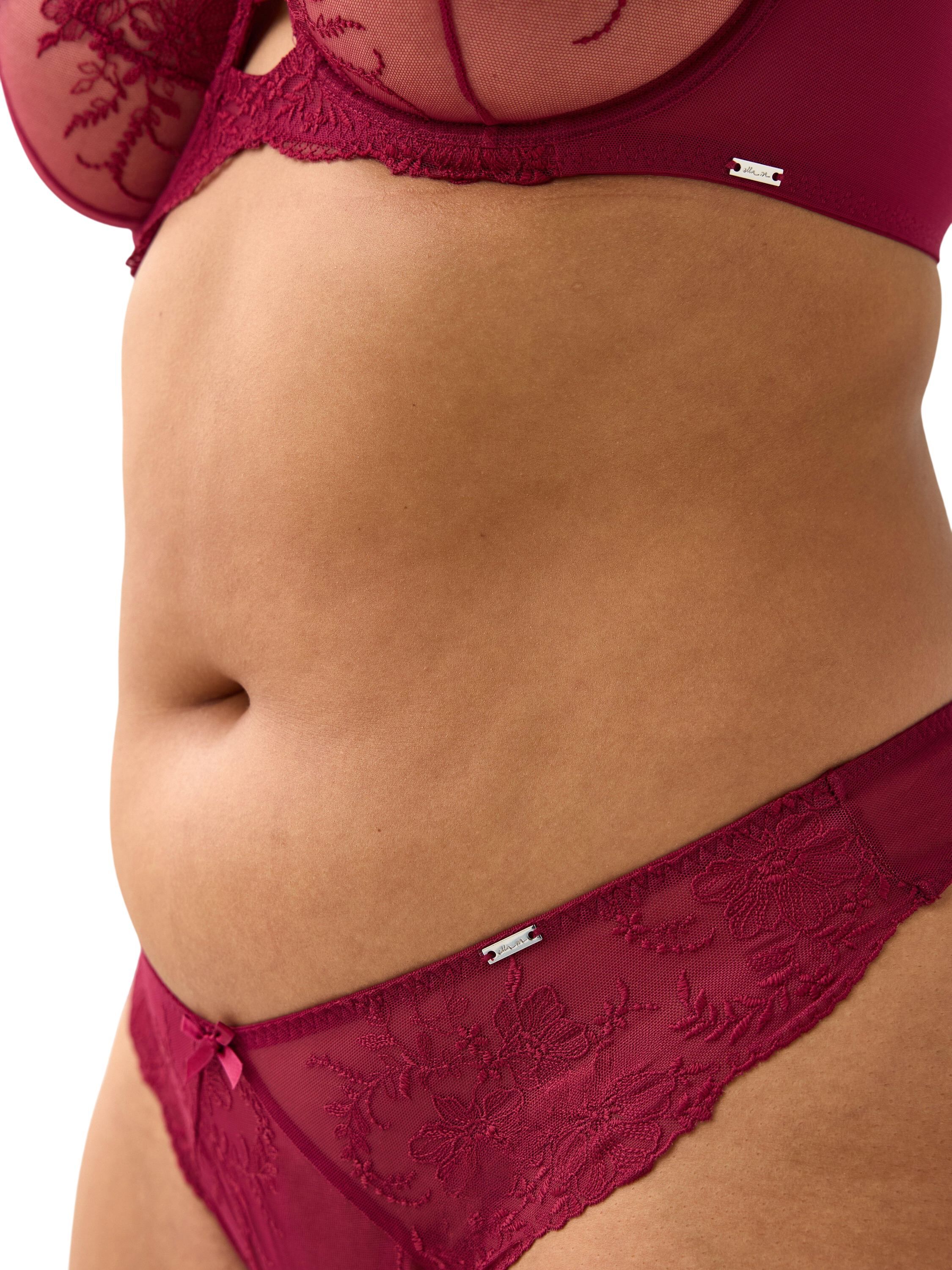 Stringtruse med lav midje, brodert