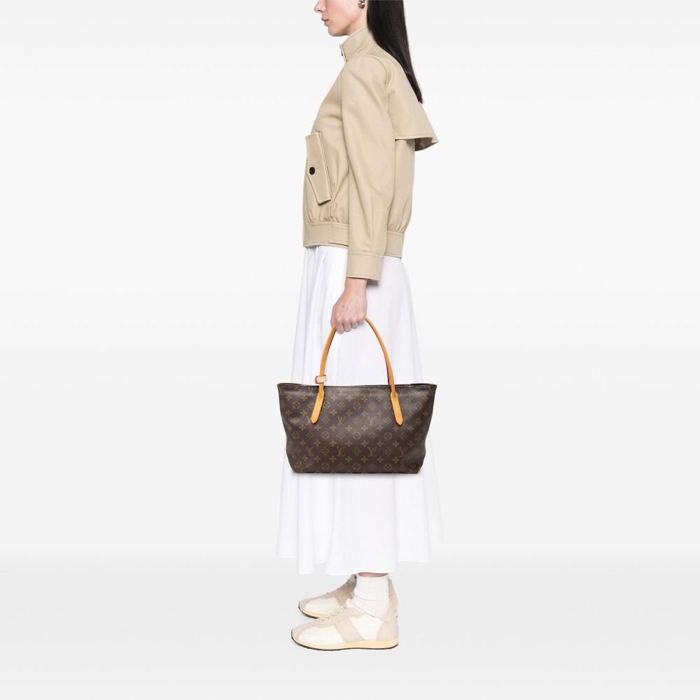 Louis Vuitton Raspail