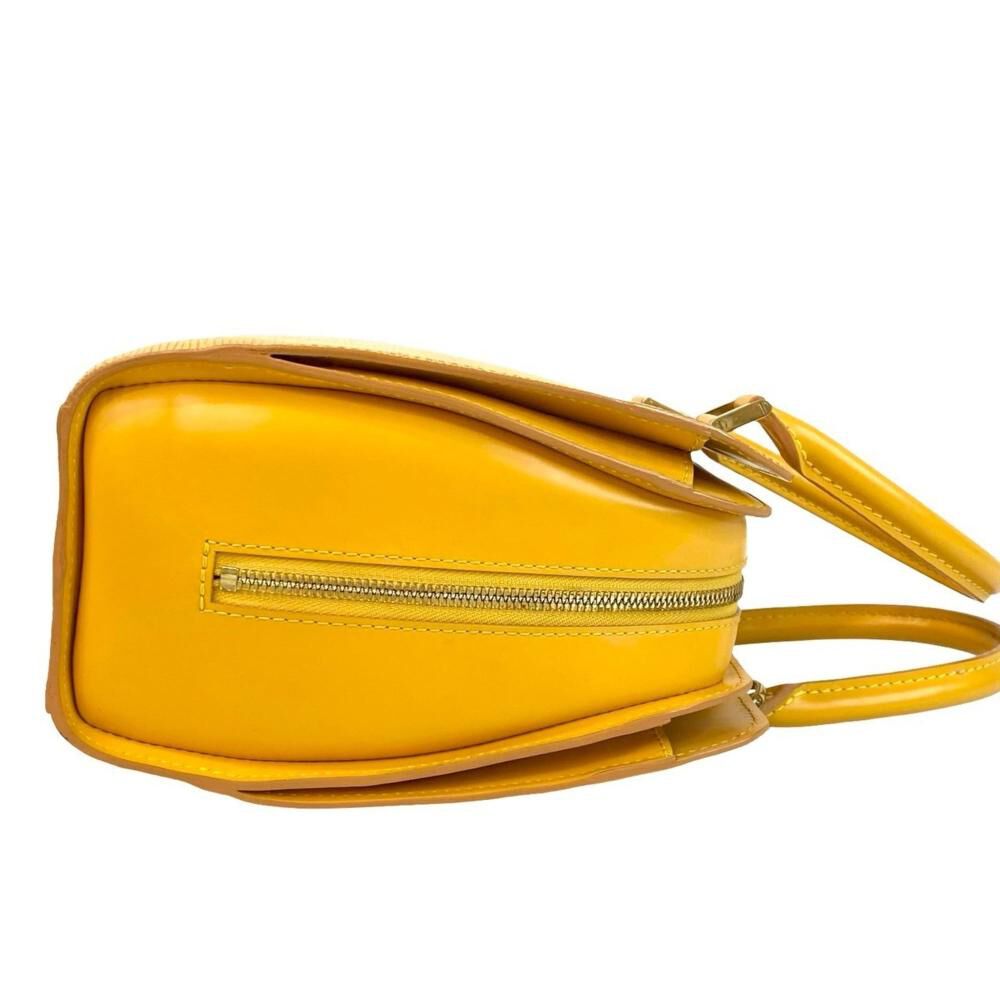 Louis Vuitton Pont Neuf