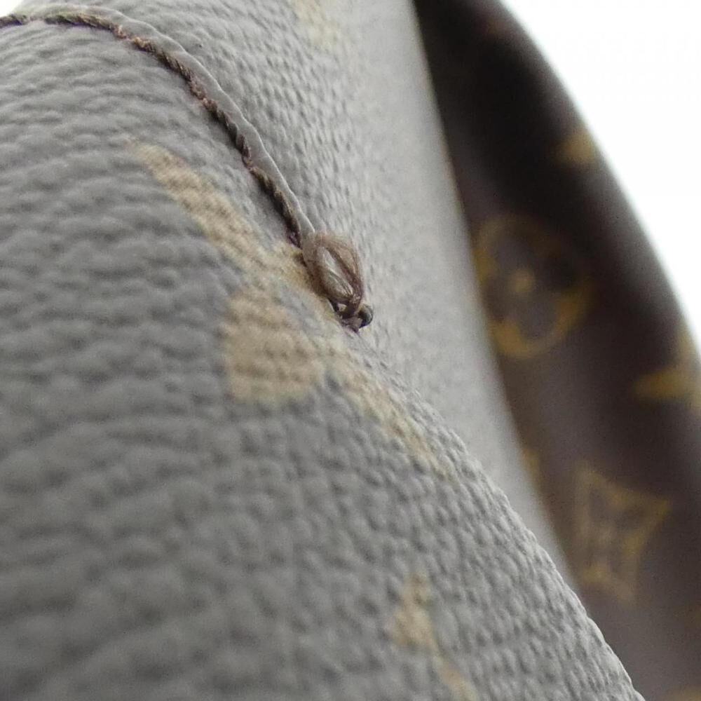 Louis Vuitton Menilmontant