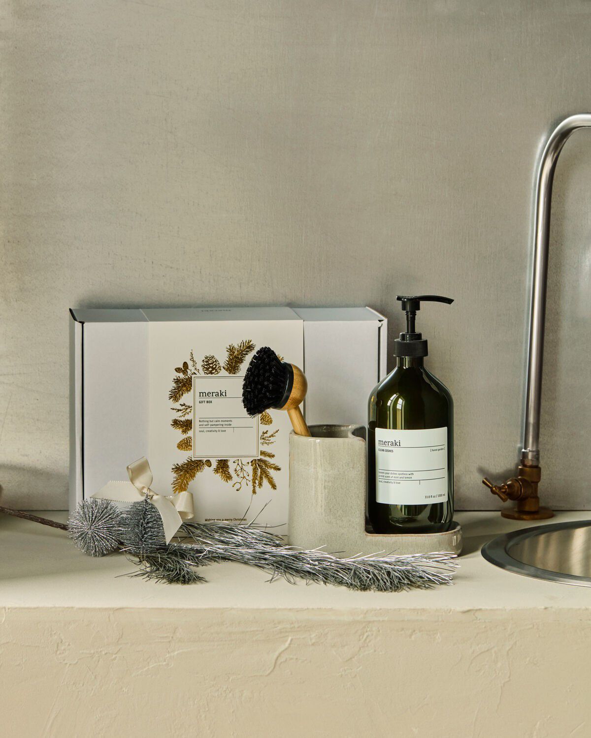 Gift boxCH, Grey Holder + Nature