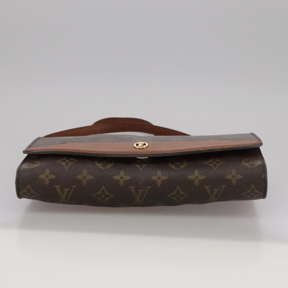 Louis Vuitton Shoulder Bags