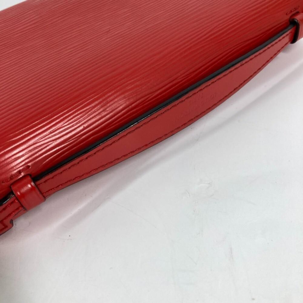 Louis Vuitton Clutch