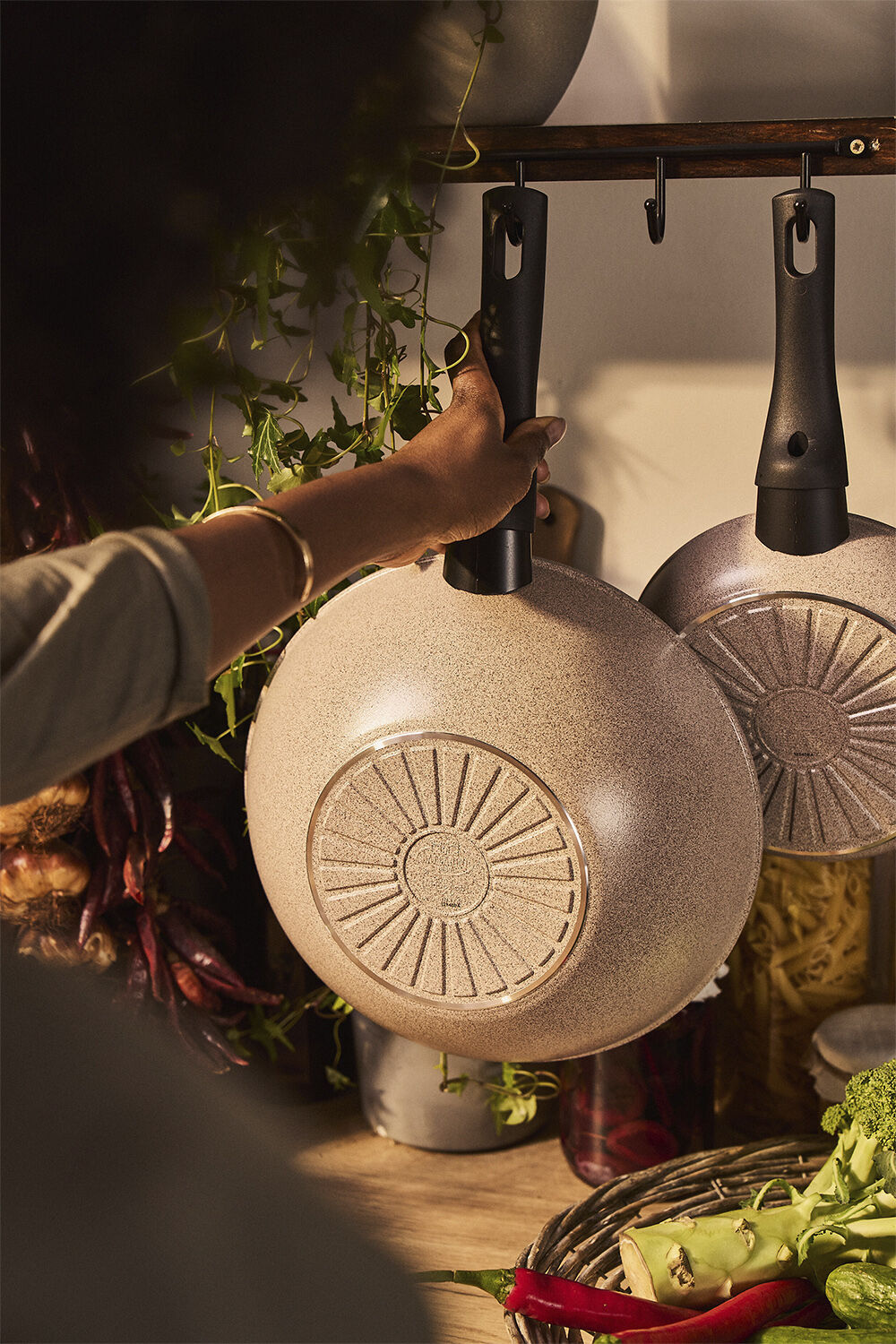 Ledro Wok 28 Beige Rund Aluminum