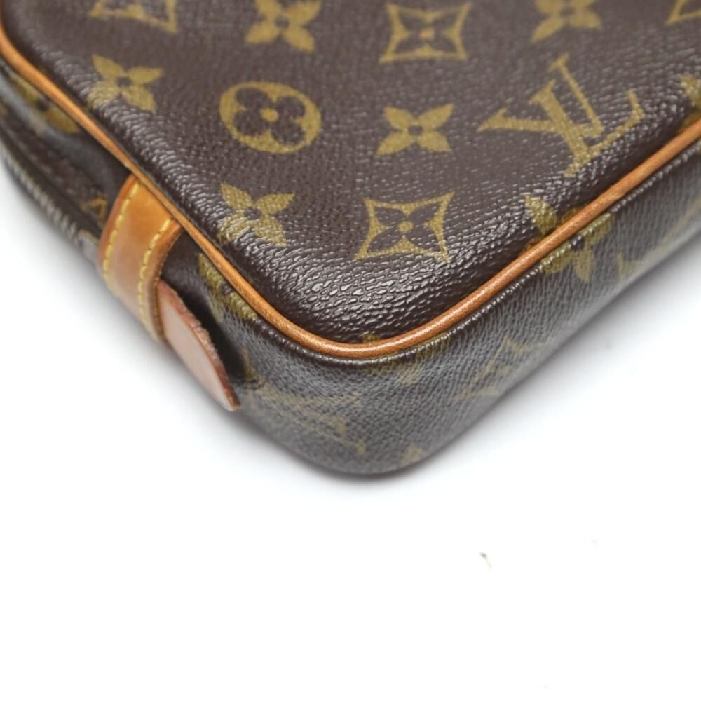 Louis Vuitton Shoulder Bags