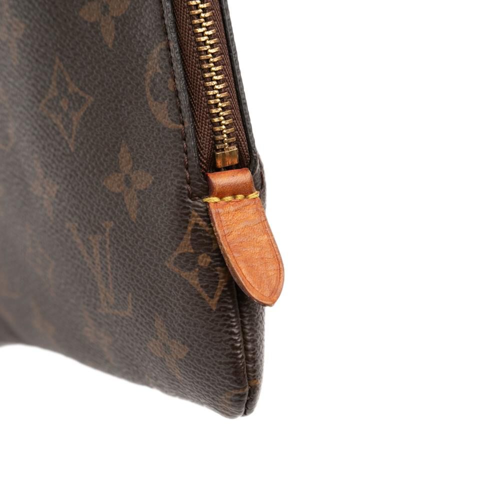 Louis Vuitton Clutch
