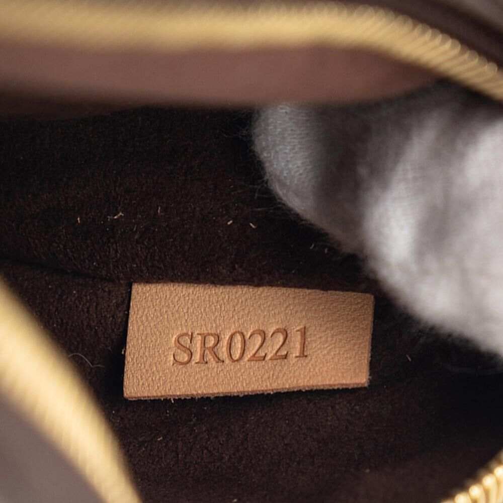 Louis Vuitton Shoulder Bags