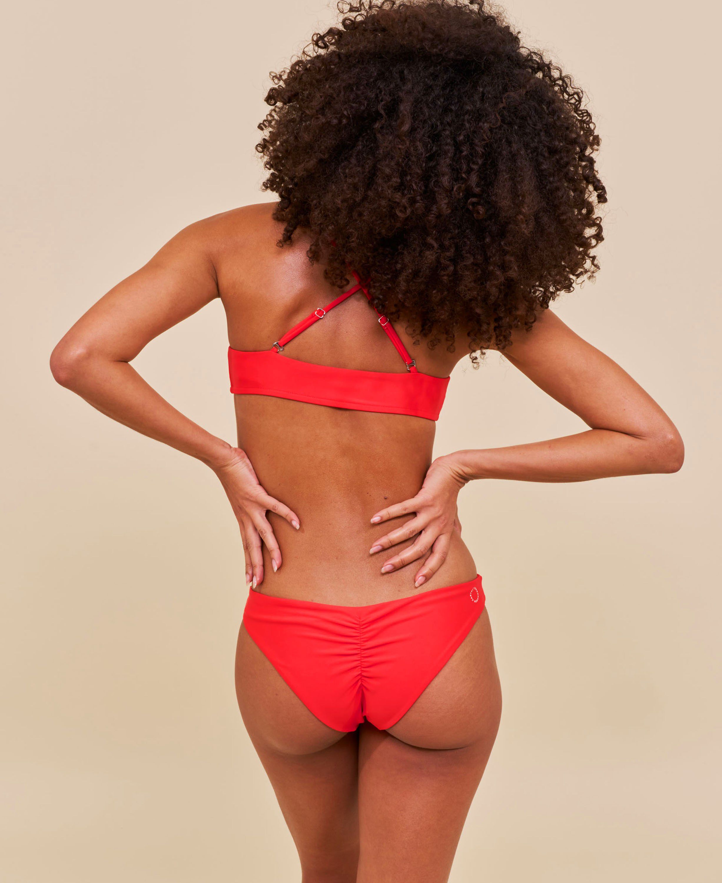 Batur rynkad bikinitrosa