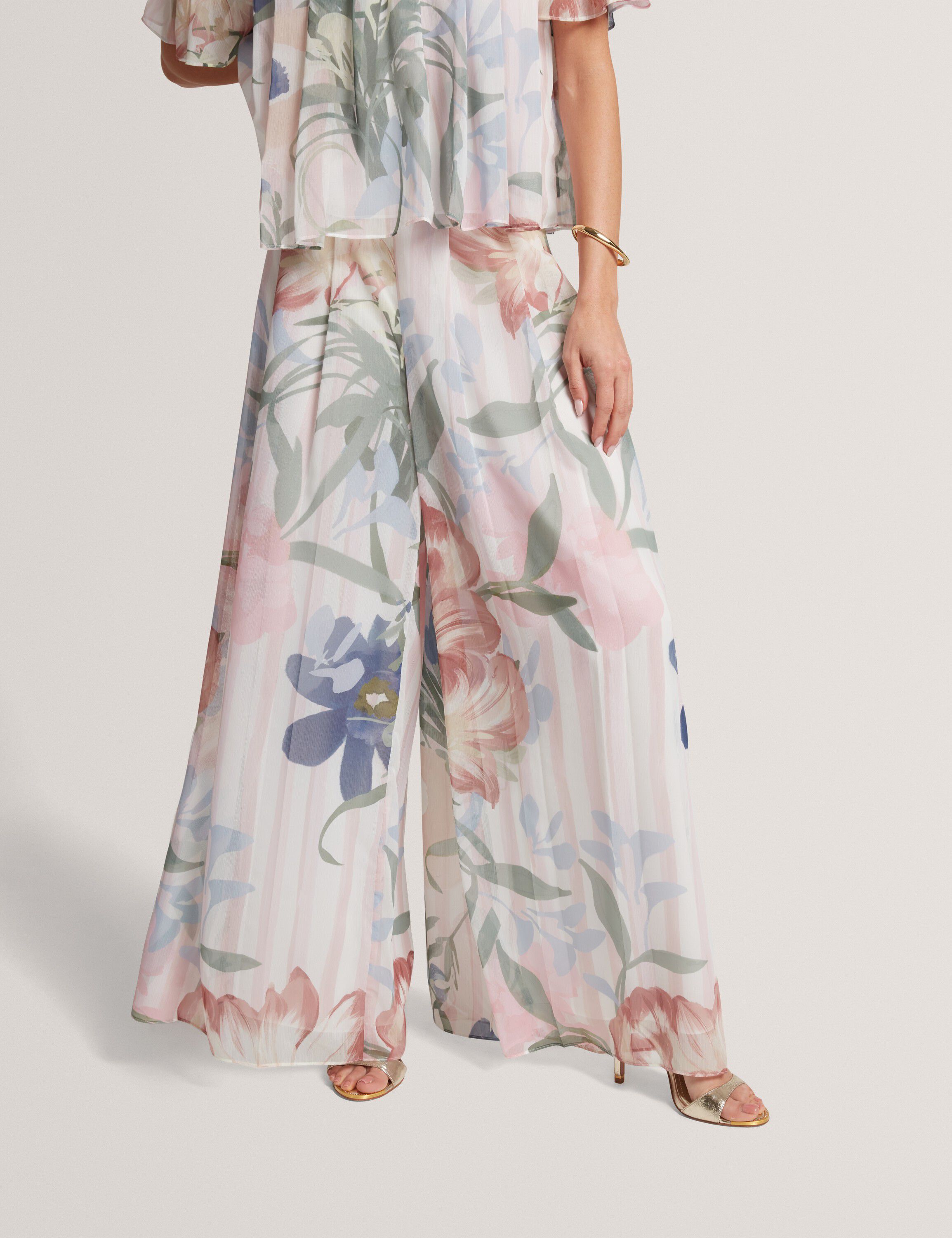 HURTA Printed Wide Leg Pleated Trou