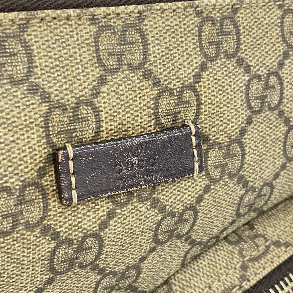 Gucci Shoulder Bag