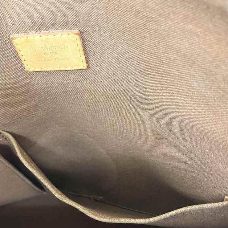 Louis Vuitton Beaubourg