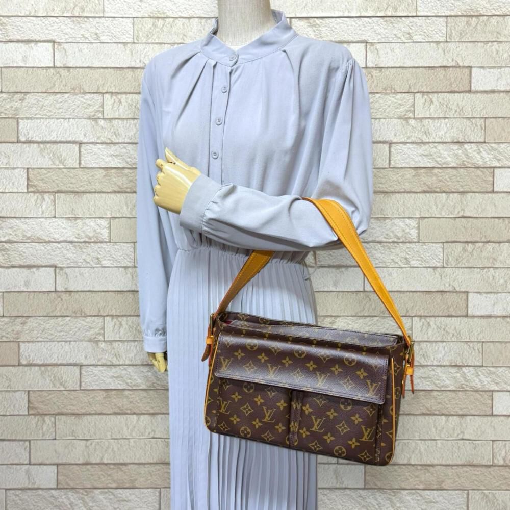 Louis Vuitton Shoulder Bags