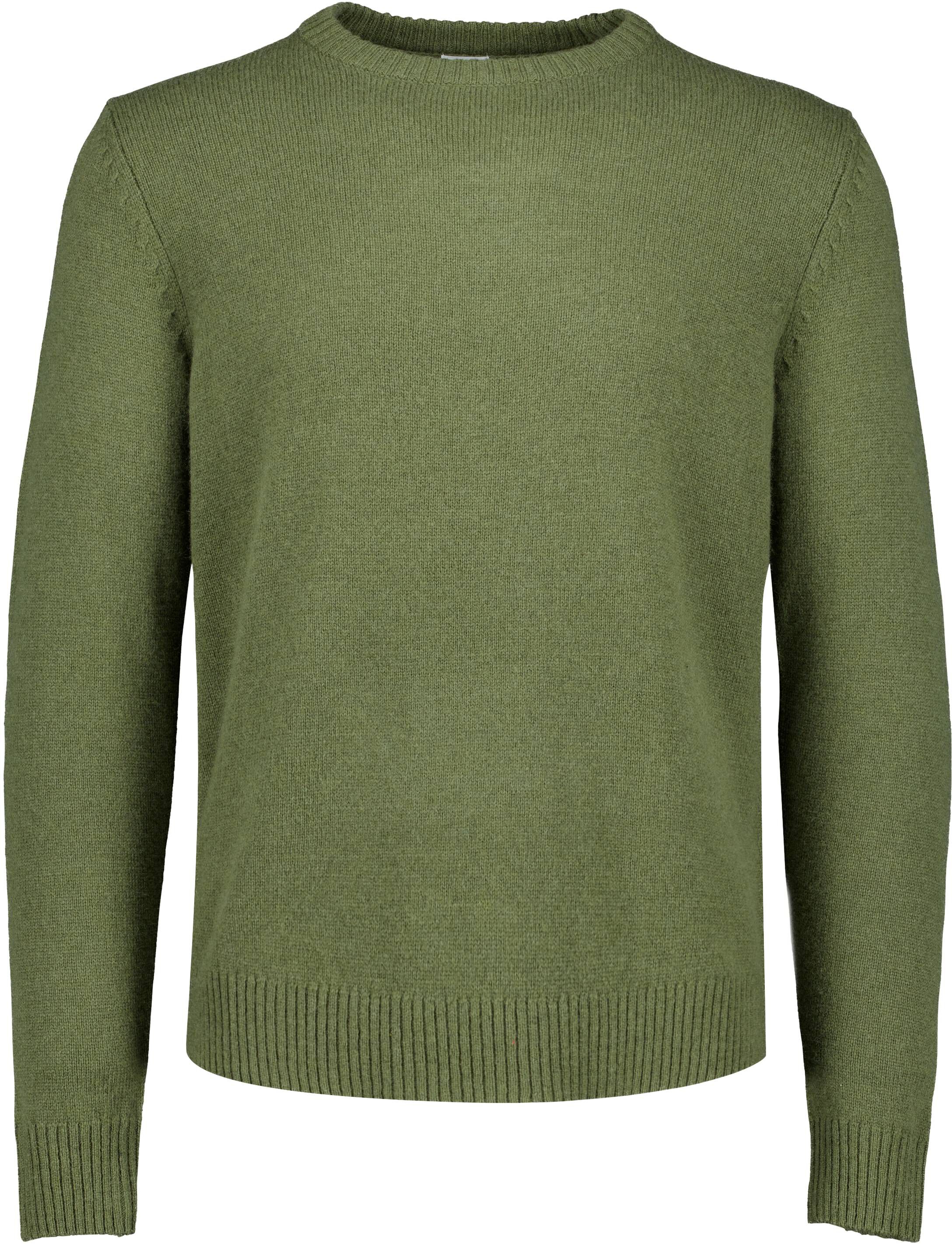 Lambswool o-neck knit