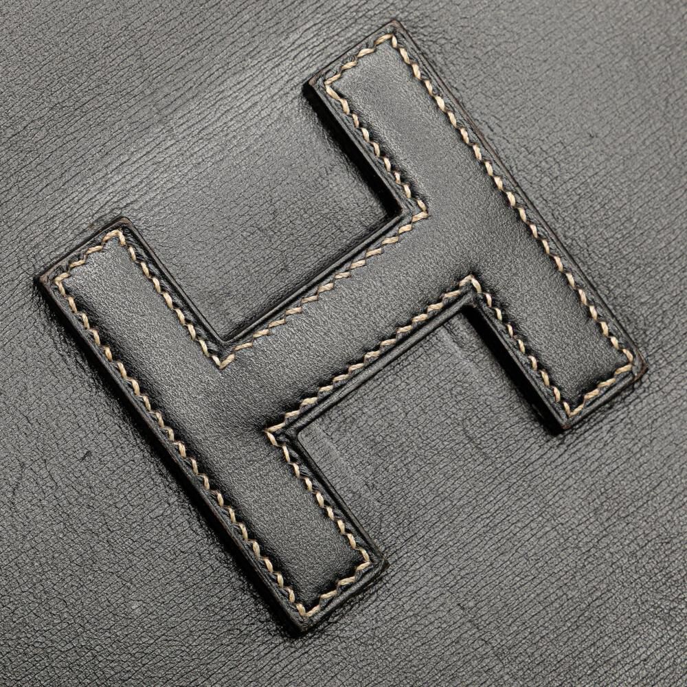 Herm&egrave;s Clutch